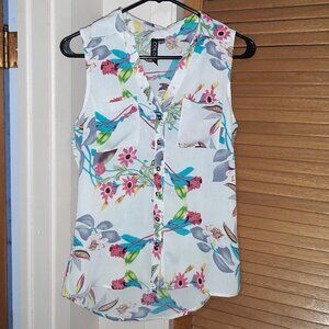 Sleeveless Floral Summer Blouse